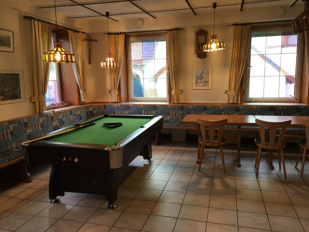 Kreuz! Einfach. Guenstig. Schlafen. Bed & Breakfast Ulm Dış mekan fotoğraf